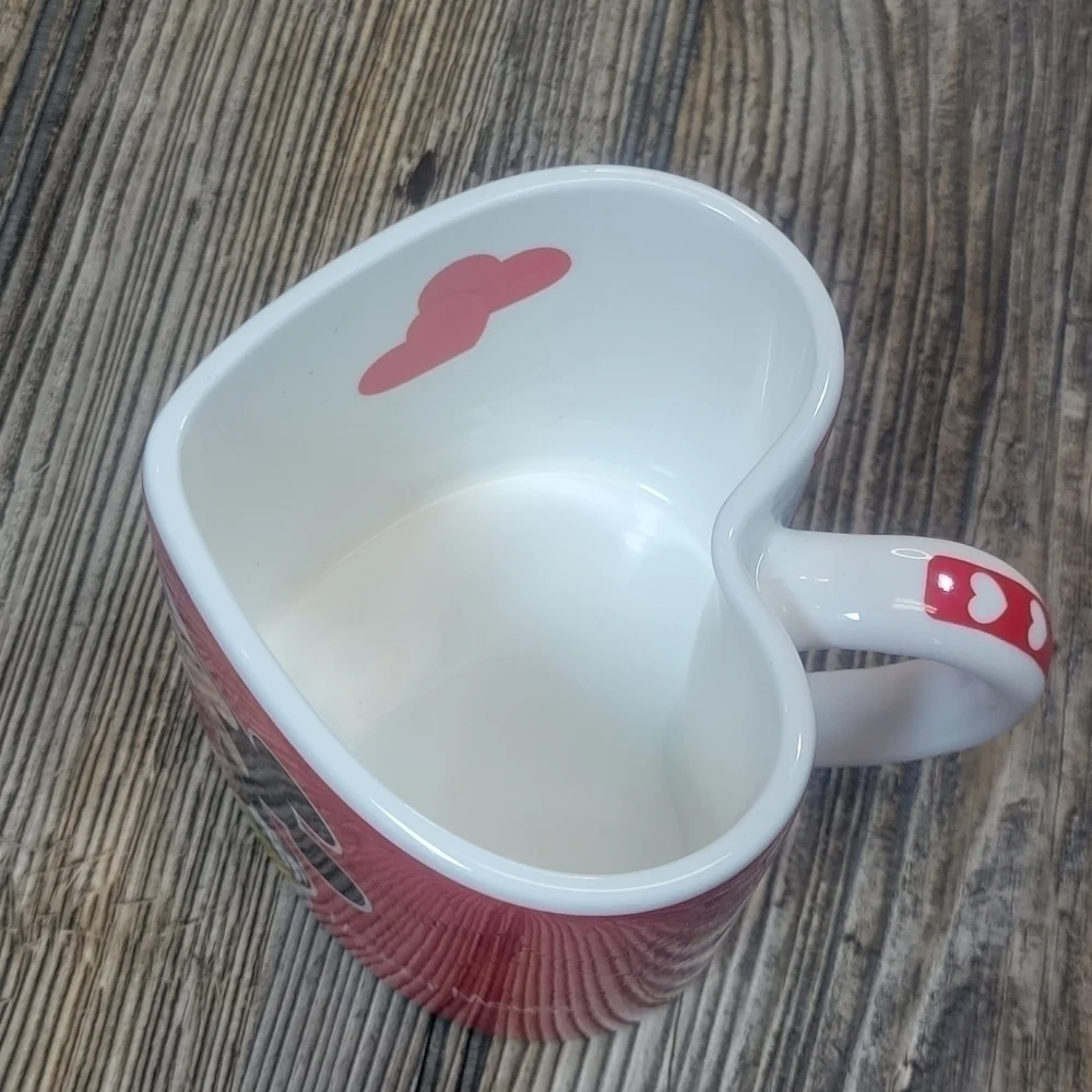Disney Minnie and Mickie Heart shaped mug
